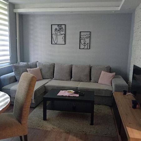 Sunshine Apartment Kragujevac Exteriér fotografie