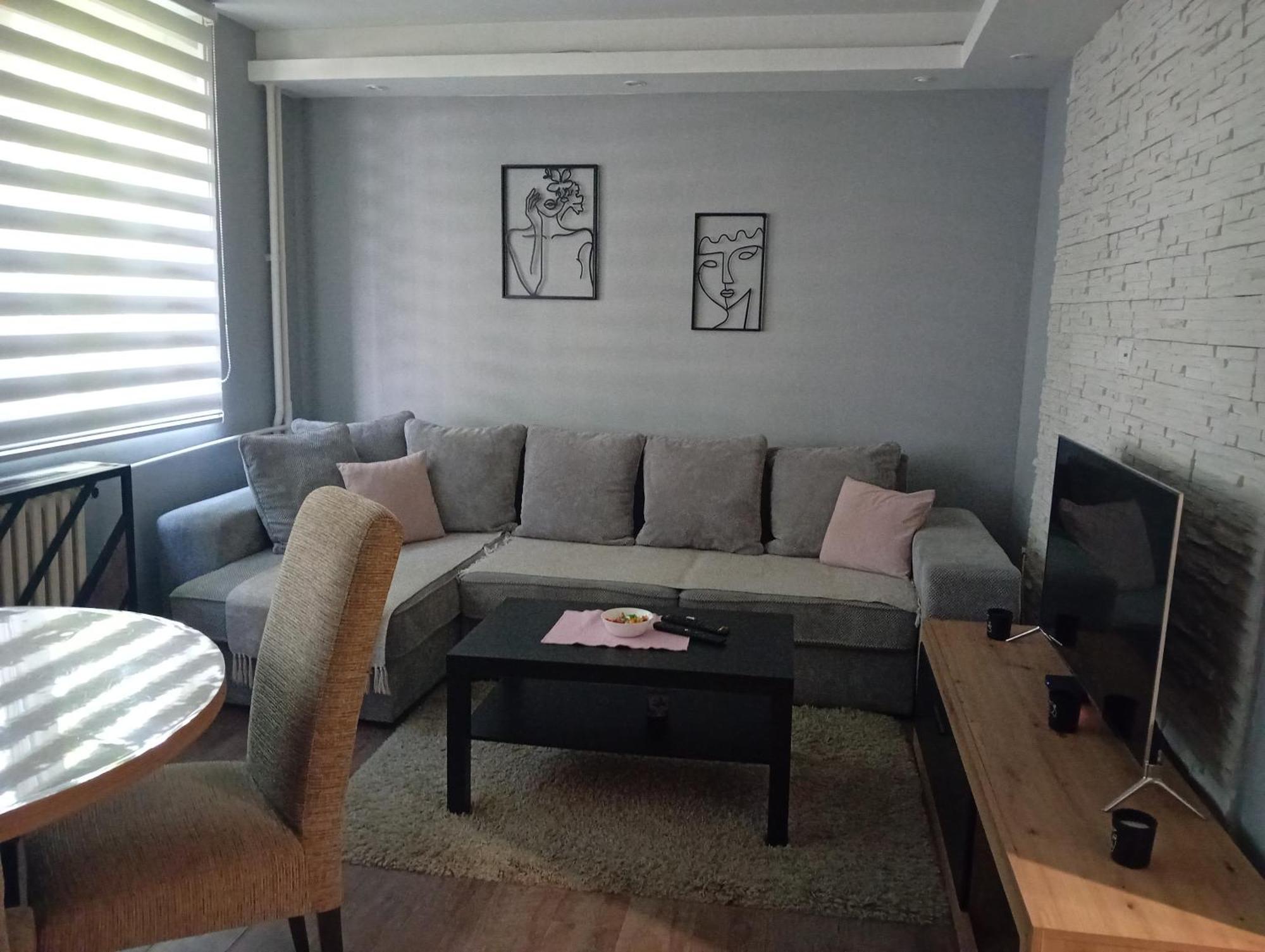 Sunshine Apartment Kragujevac Exteriér fotografie